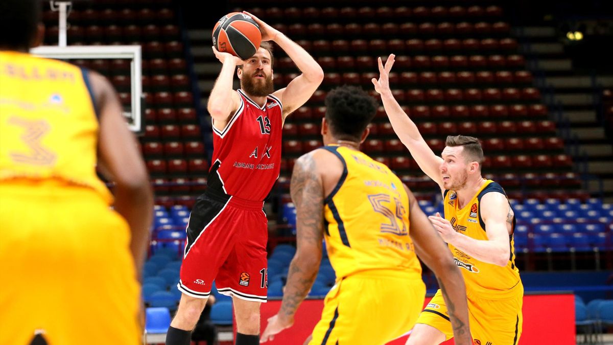 Sergio Rodriguez, #13 of AX Armani Exchange Milan in action during the 2020/2021 Turkish Airlines EuroLeague Regular Season Round 26 match between AX Armani Exchange Milan and Khimki Moscow Region