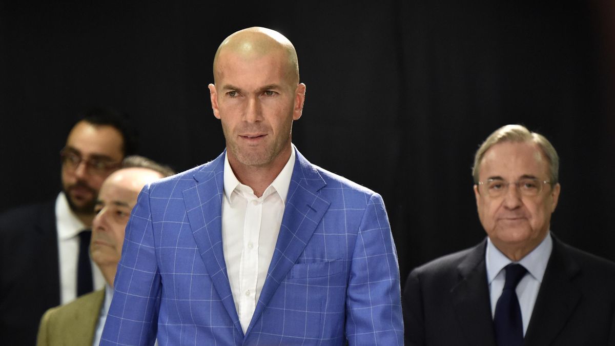 Zinédine Zidane et Florentino Perez (Real Madrid) le 4 janvier 2016 à Santiago Bernabeu