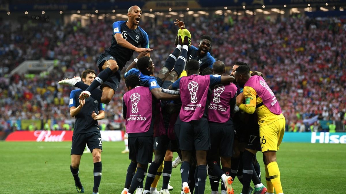 Francia celebra uno de los goles en la final del Mundial 2018