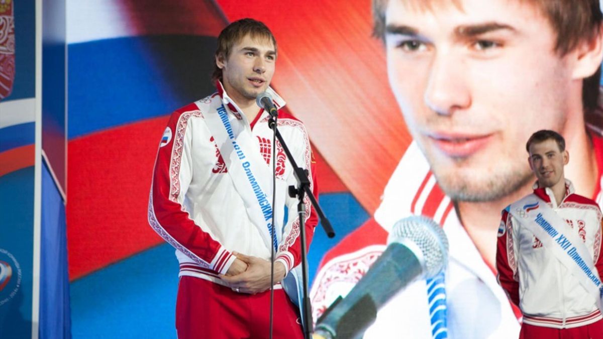 Антон Шипулин сделал предложение своей девушке с экрана