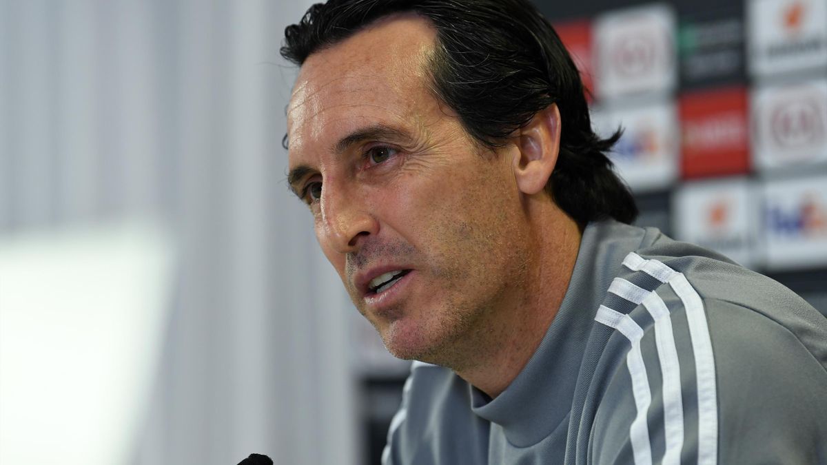 ST ALBANS, ENGLAND - OCTOBER 02: Unai Emery the Arsenal Head Coach during the Arsenal Training Session and Press Conference at London Colney on October 02, 2019 in St Albans, England. (Photo by David Price/Arsenal FC via Getty Images)