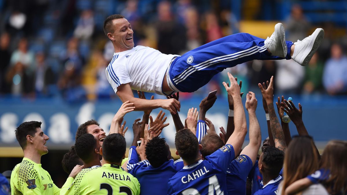 Inside John Terry's contract dilemma: Huge pay cut at heart of impasse