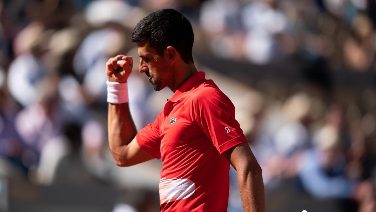 Novak Djokovic zog souverän ins Achtelfinale ein