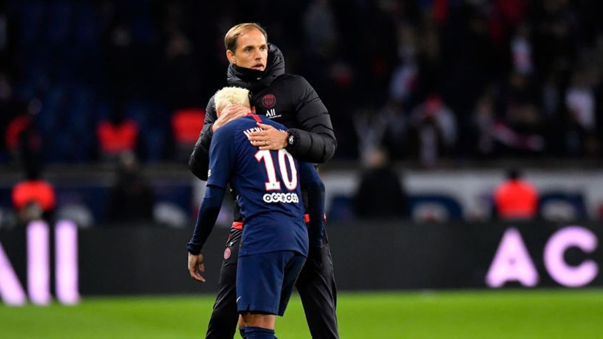 psg-thomas-tuchel-sch-tzt-neymar-von-paris-st-germain-nach-gelb-roter