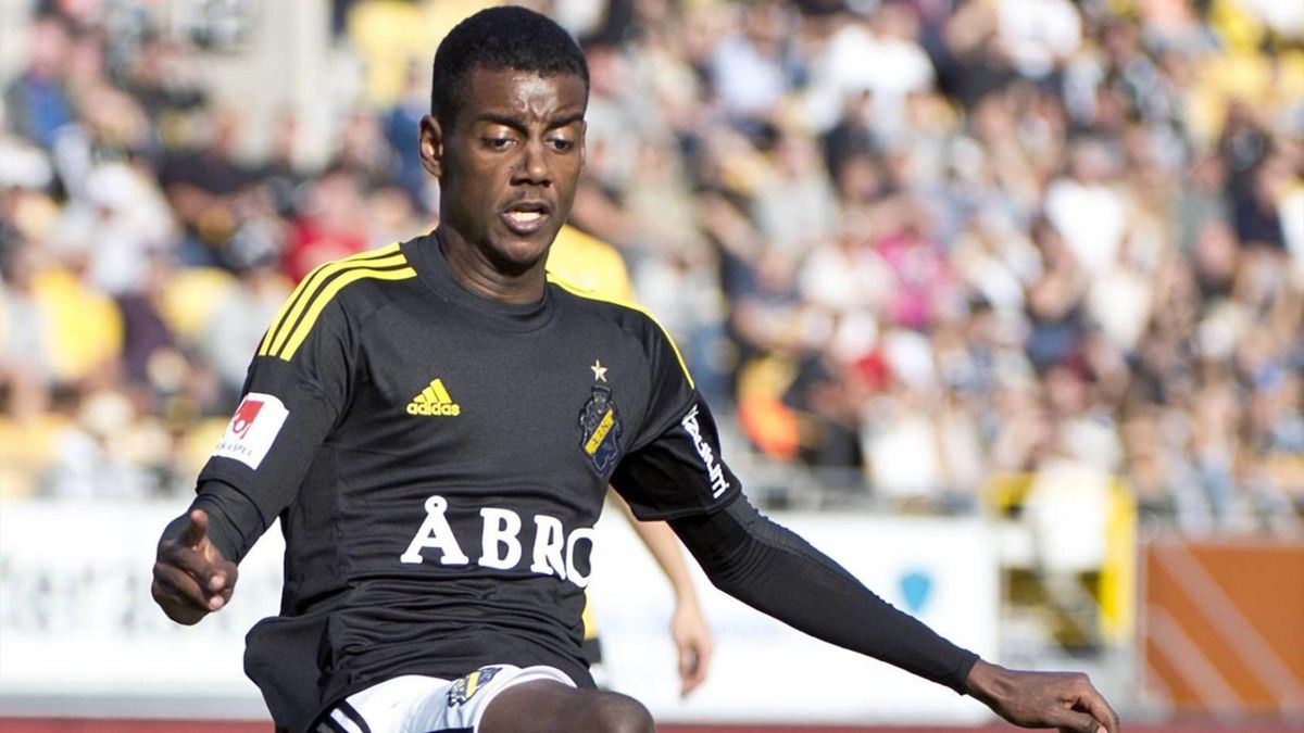 Fc Bayern Munchen Schweden Talent Alexander Isak Offenbar Im Visier Zahlreicher Topklubs Eurosport