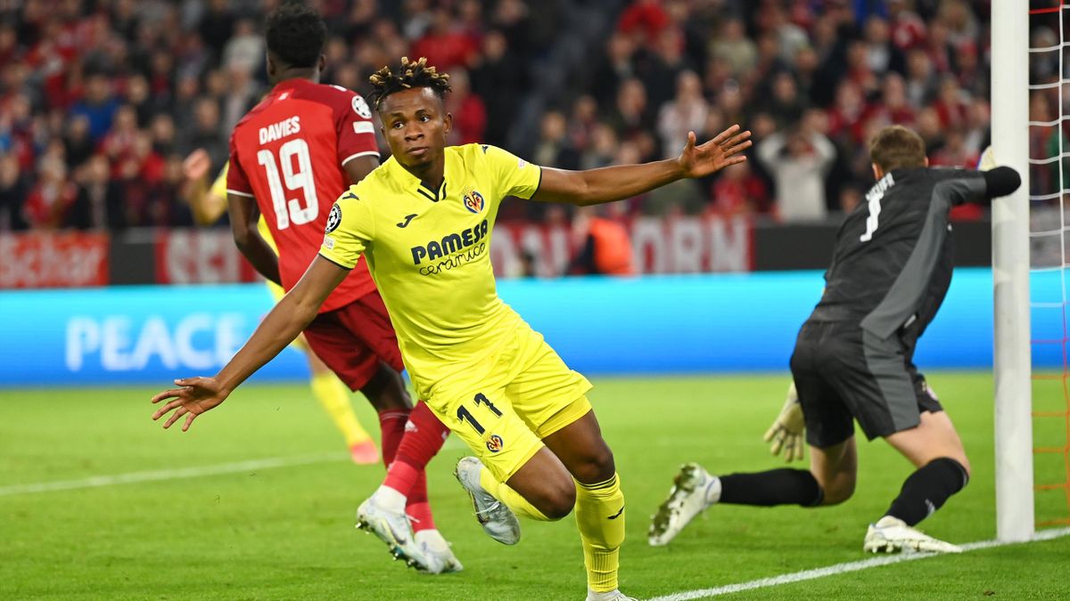 Samuel Chukwueze dreht jubelnd ab - FC Bayern München vs. FC Villarreal