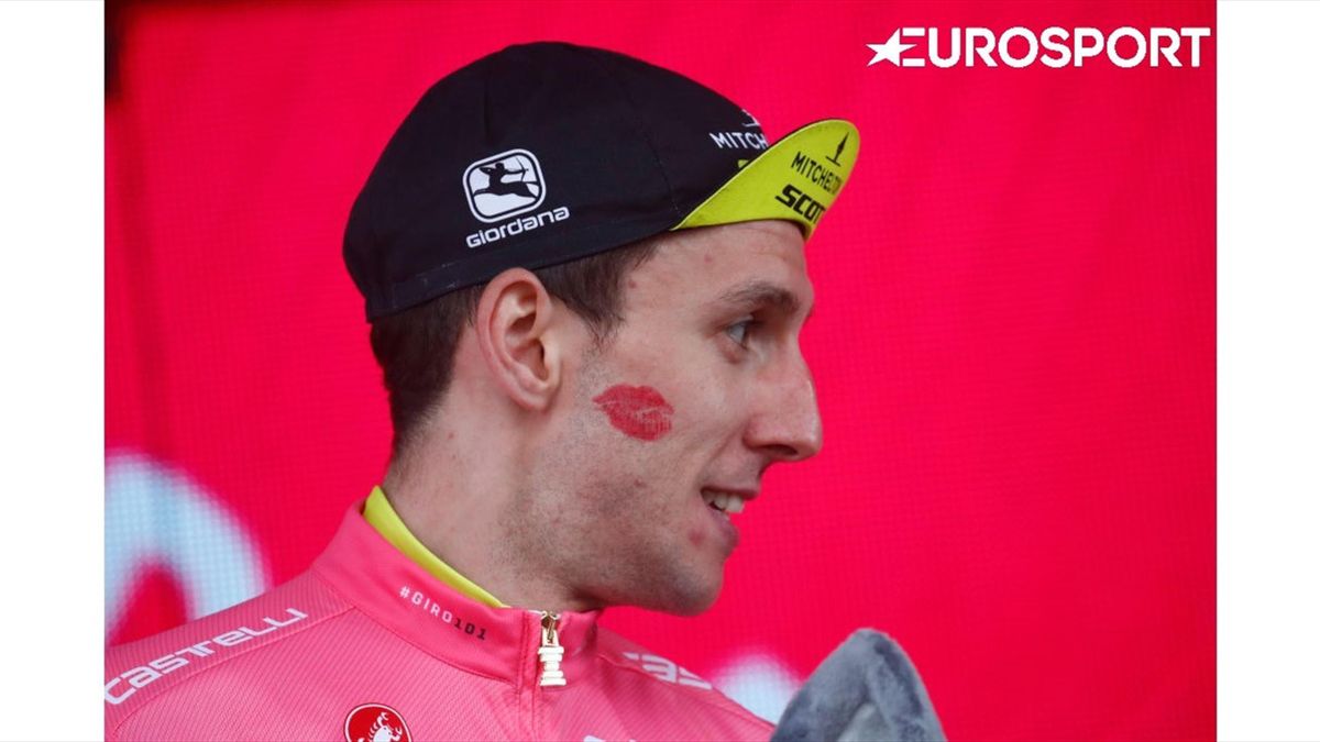 Simon Yates castiga in Giro
