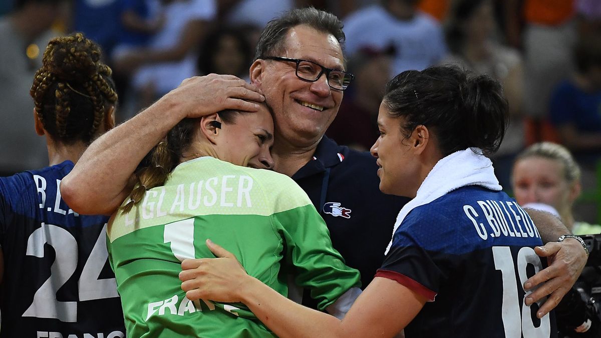 Laura Glauser dans les bras d'Olivier Krumbholz aux JO de Rio