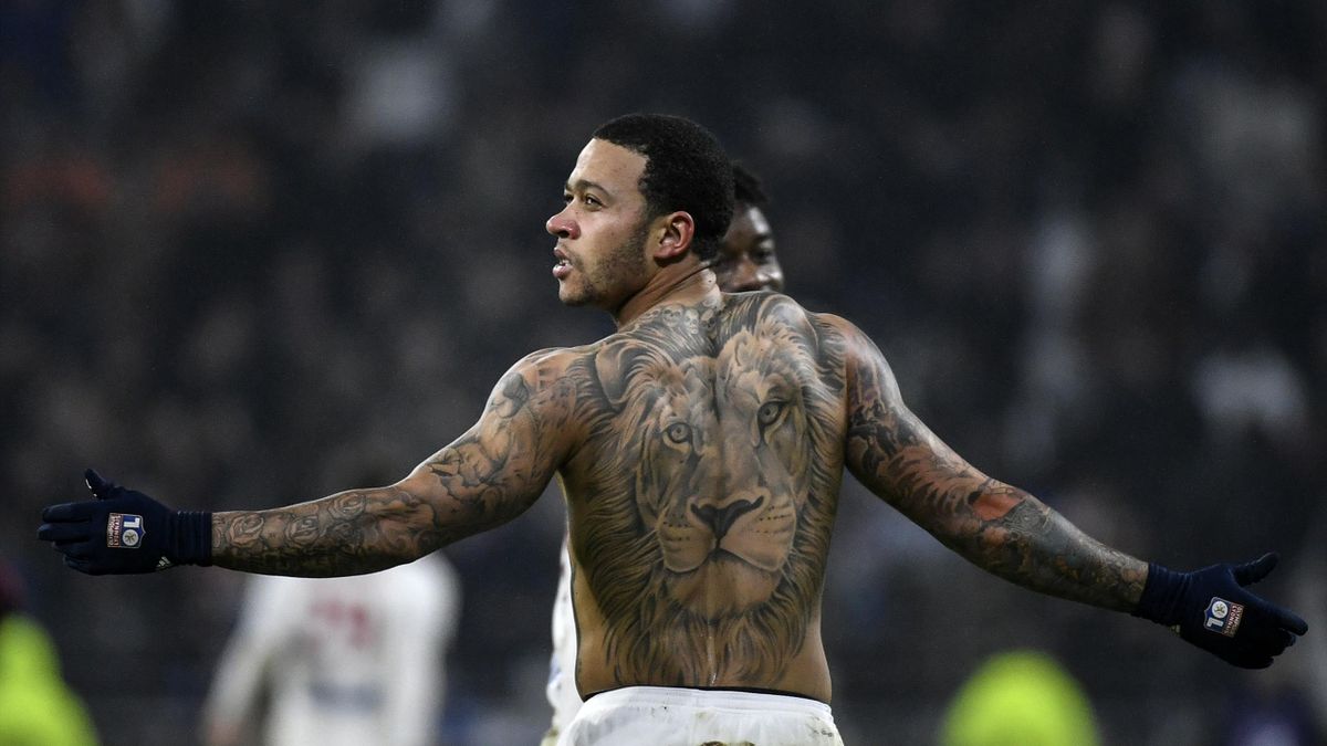 Senza Neymar E Notte Fonda Per Il Psg Depay Al 94 Regala Il 2 1 Al Lione Eurosport