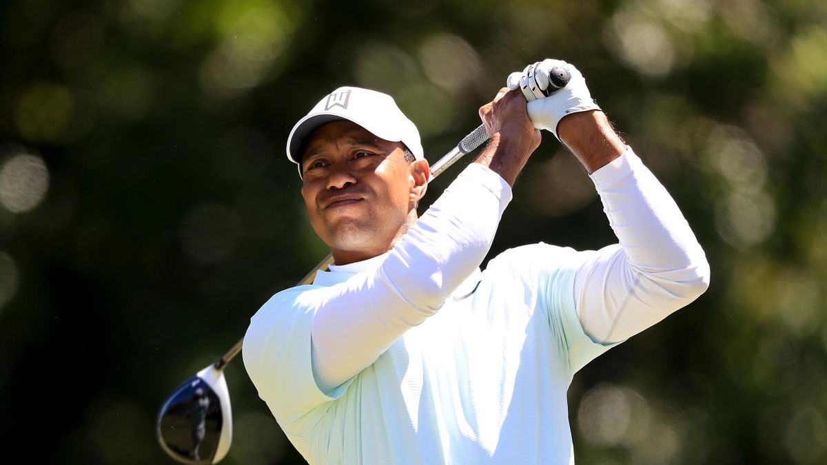 Tiger Woods plays his shot from the ninth tee during the second round of the Valspar Championship at Innisbrook Resort Copperhead Course on March 9, 2018 in Palm Harbor, Florida.