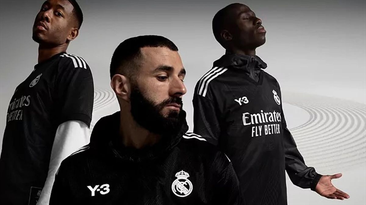 El Real Madrid cambia el blanco por el negro su camiseta del Clásico ante el -