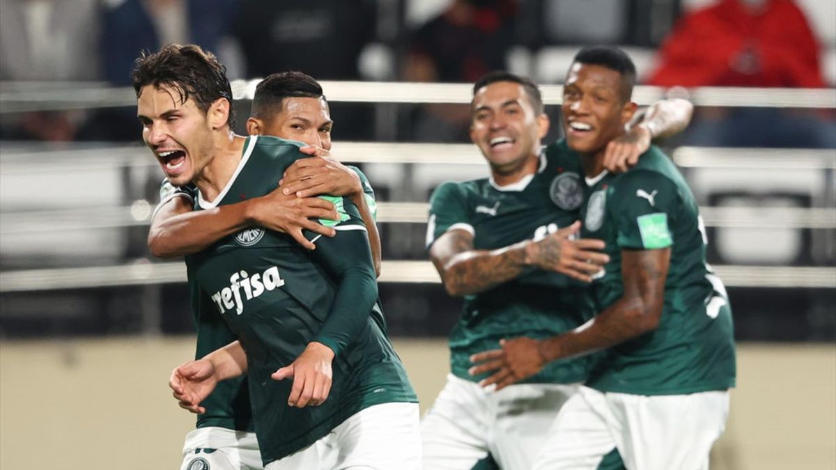 Viega esulta per il gol in Palmeiras-Al Ahly - Mondiale per club 2021