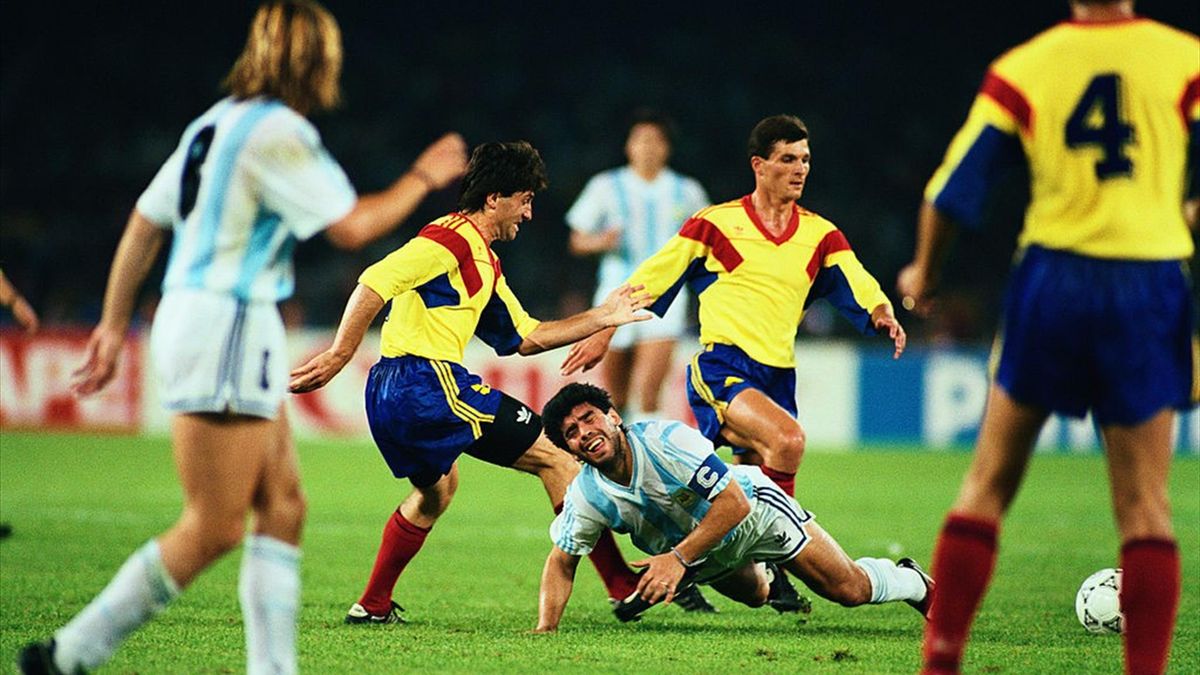 Iosif Rotariu, în duel cu Diego Maradona
