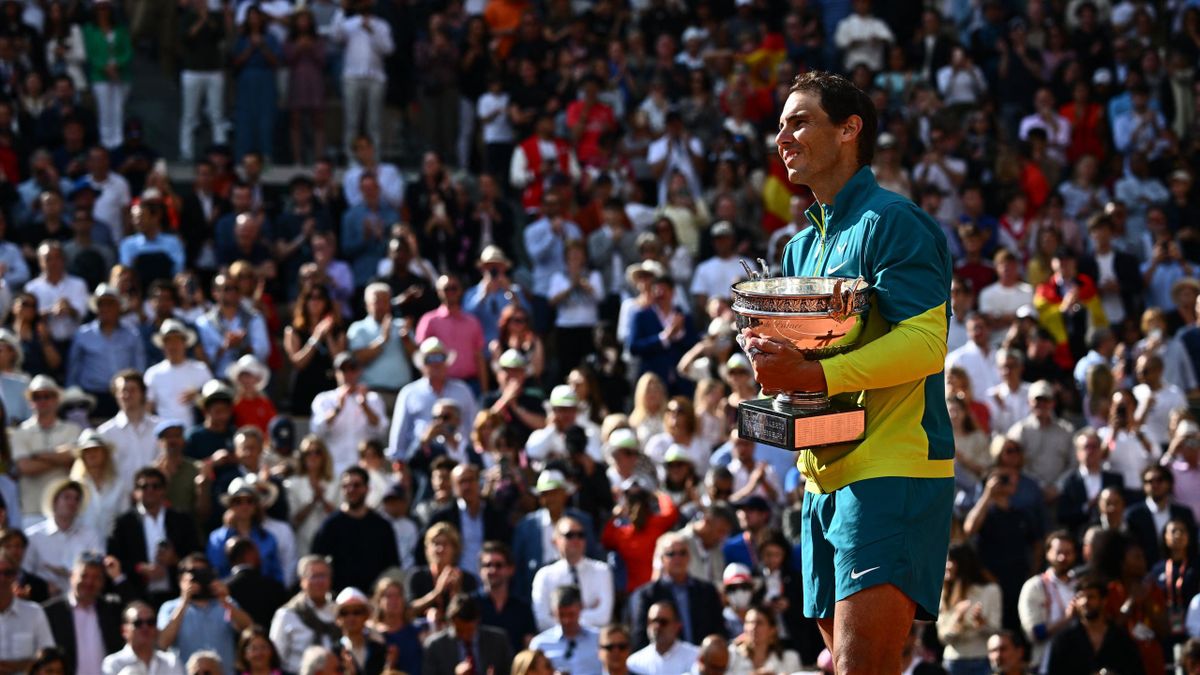 Rafael Nadalnak csak a Roland Garrosról van 14 darab ilyen trófeája