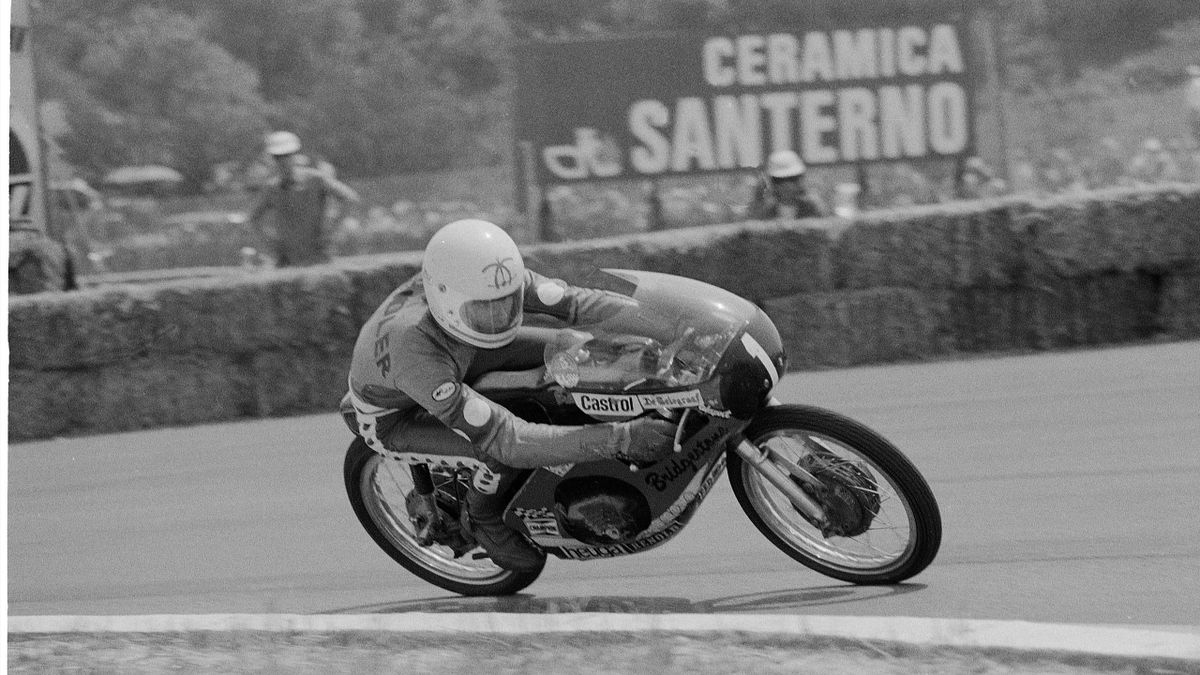 In 1974 draaide hij een ronde te vroeg het gas dicht, in 1979 won Henk van Kessel de geboycotte 50 cc-race in Francorchamps.