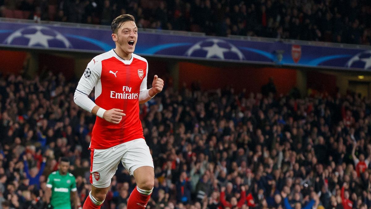 Mesut Ozil Verlangert Vertrag Beim Fc Arsenal 400 000 Euro Gehalt Eurosport