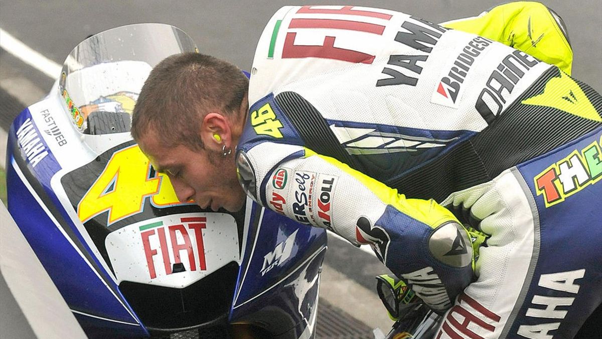 MotoGP Yamaha M1 scrive a Valentino Rossi: 