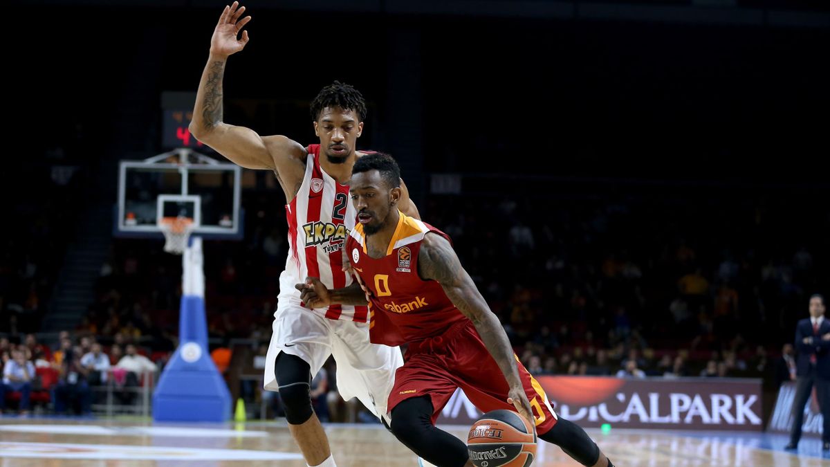 Galatasaray Odeabank Ta Iki Oyuncu Kadro Disi Eurosport