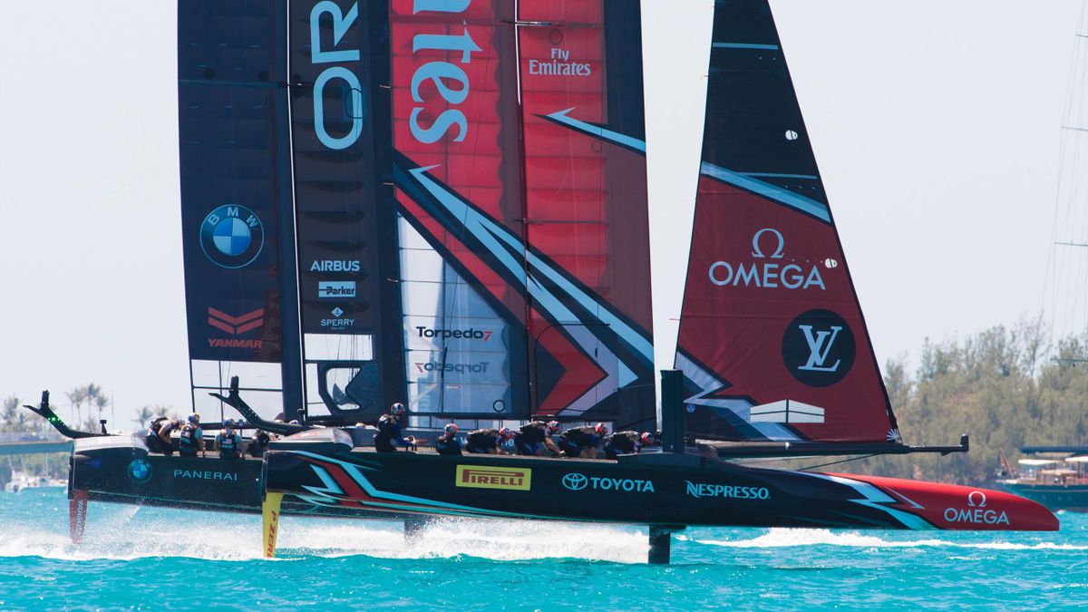 video new zealand capsize in america s