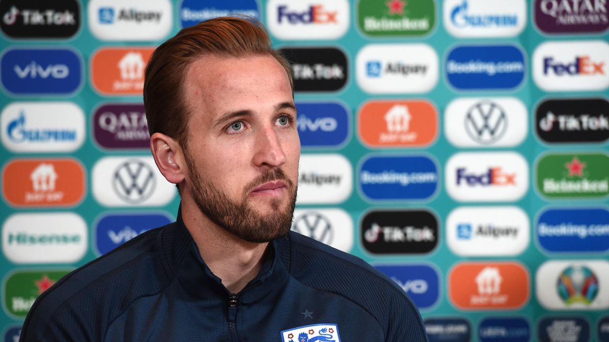 Harry Kane Not Selected For Tottenham S Meeting With Manchester City On Opening Weekend Of Premier League Season Eurosport