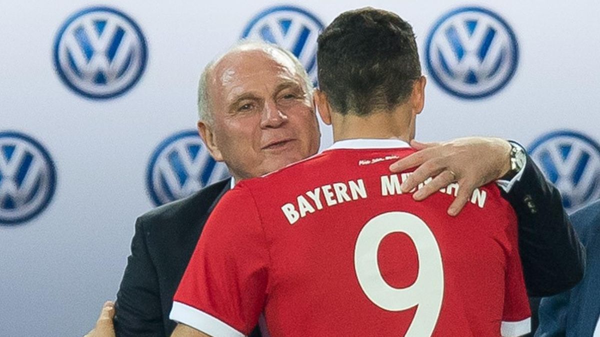 Uli Hoeneß (l.) and Robert Lewandowski - FC Bayern