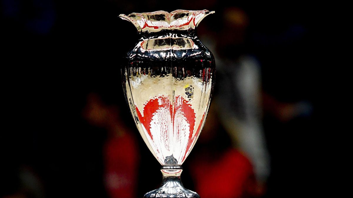 Copa Italia Trofeo / Italy cup) is an italian football annual cup
