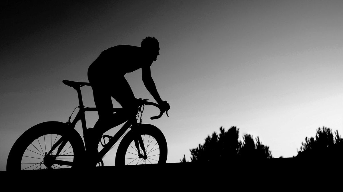 Schock im Radsport Talent stirbt bei Rennen in Flandern