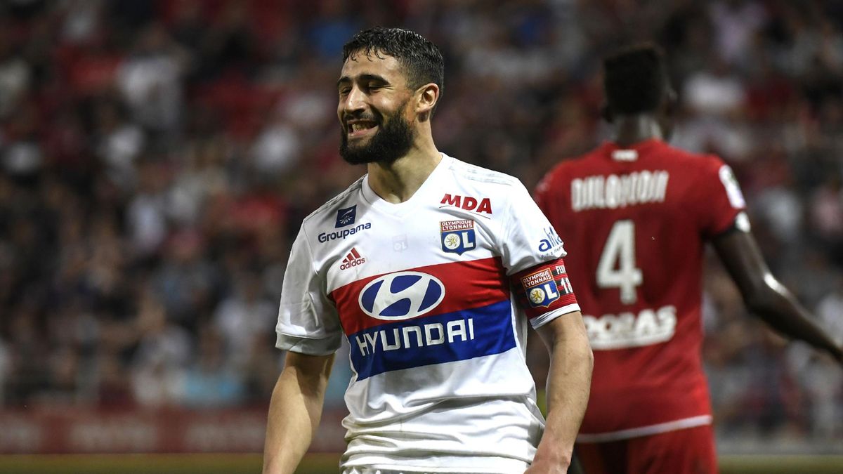Liverpool target Nabil Fekir opens door to Lyon exit - Eurosport