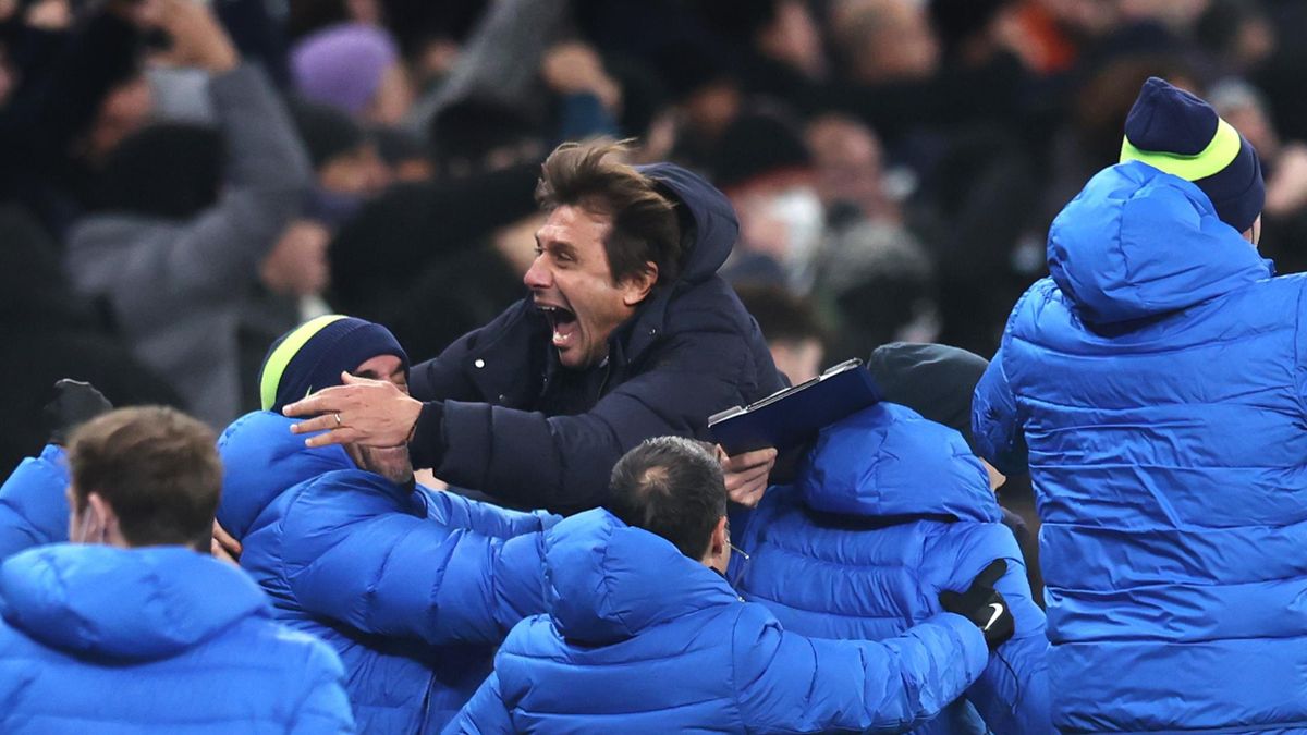 Antonio Conte, Manager of Tottenham Hotspur celebrates his sides second goal during the Premier League match between Tottenham Hotspur and Liverpool at Tottenham Hotspur Stadium on December 19, 2021 in London, England. (Photo by Alex Pantling/Getty Images