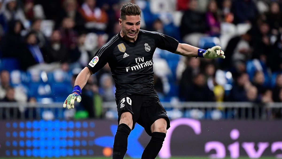 Real Madrid's French goalkeeper Luca Zidane kicks the ball during the Spanish League football match between Real Madrid CF and SD Huesca at the Santiago Bernabeu stadium in Madrid on March 31, 2019