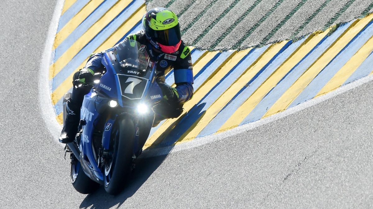 Niccolo Canepa lors des qualifications des 24h du Mans Motos au guidon de la Yamaha.