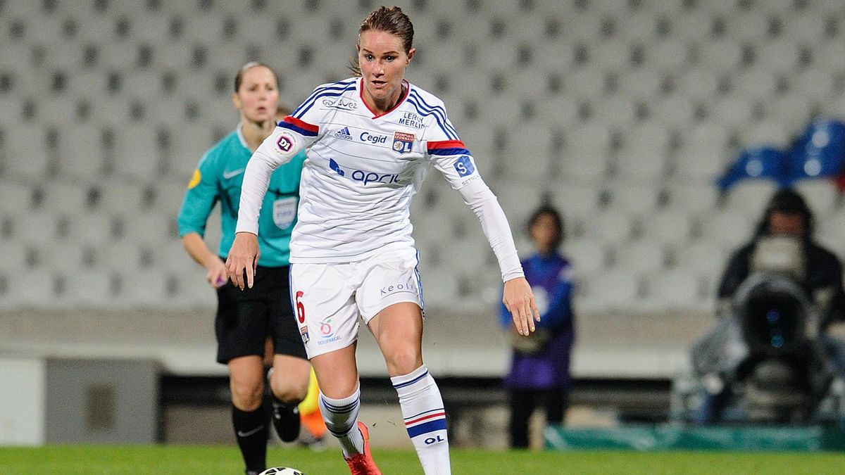 Amandine Henry S Engagera Avec L Ol En Janvier 2018 Eurosport