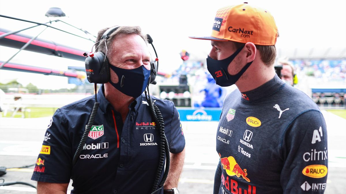 Red-Bull-Teamchef Christian Horner (links) im Gespräch mit Max Verstappen