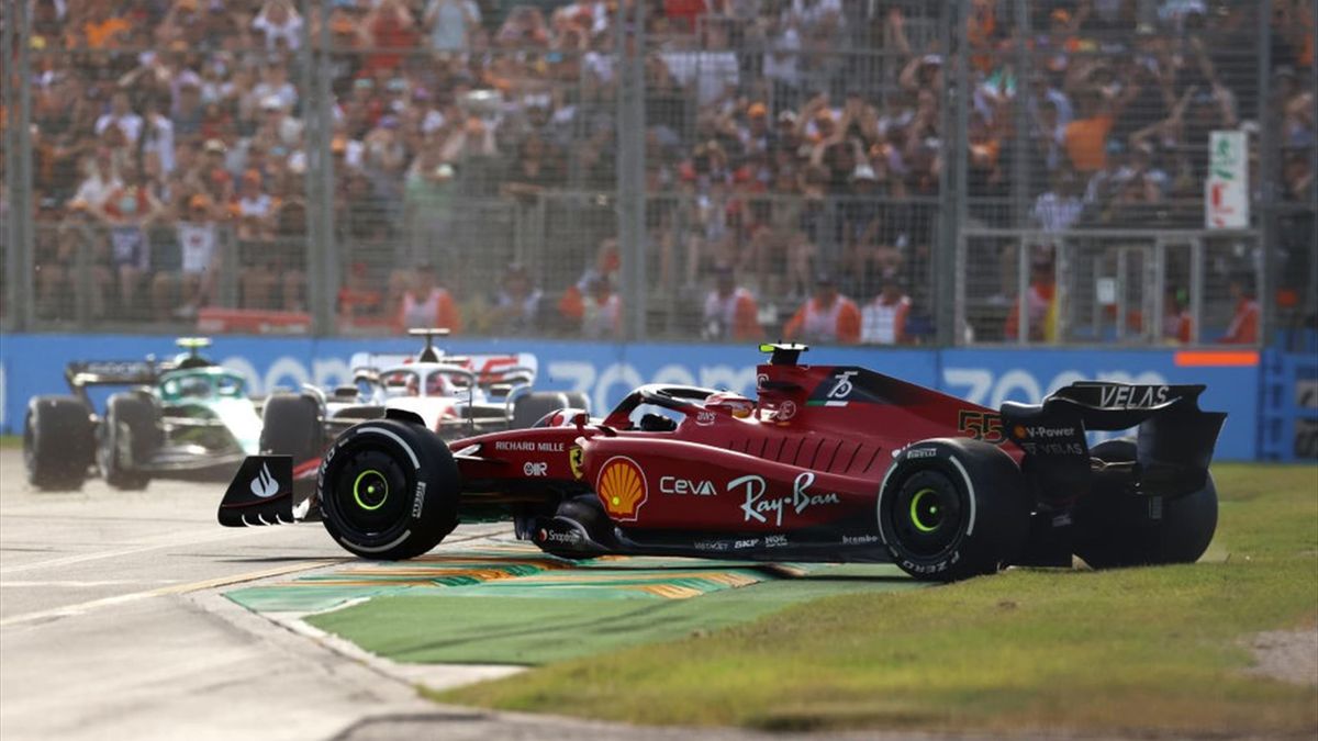 Carlos Sainz, tras sufrir un trompo en el Gran Premio de Australia 2022