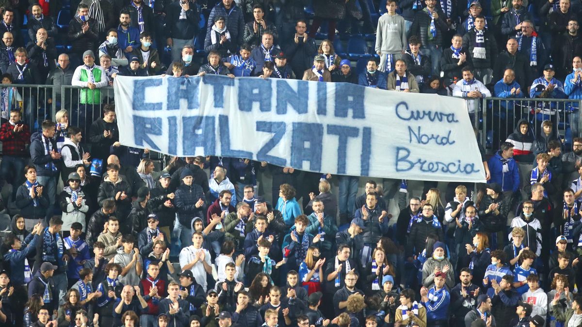 Il messaggio dei tifosi del Brescia a favore del Catania, LaPresse