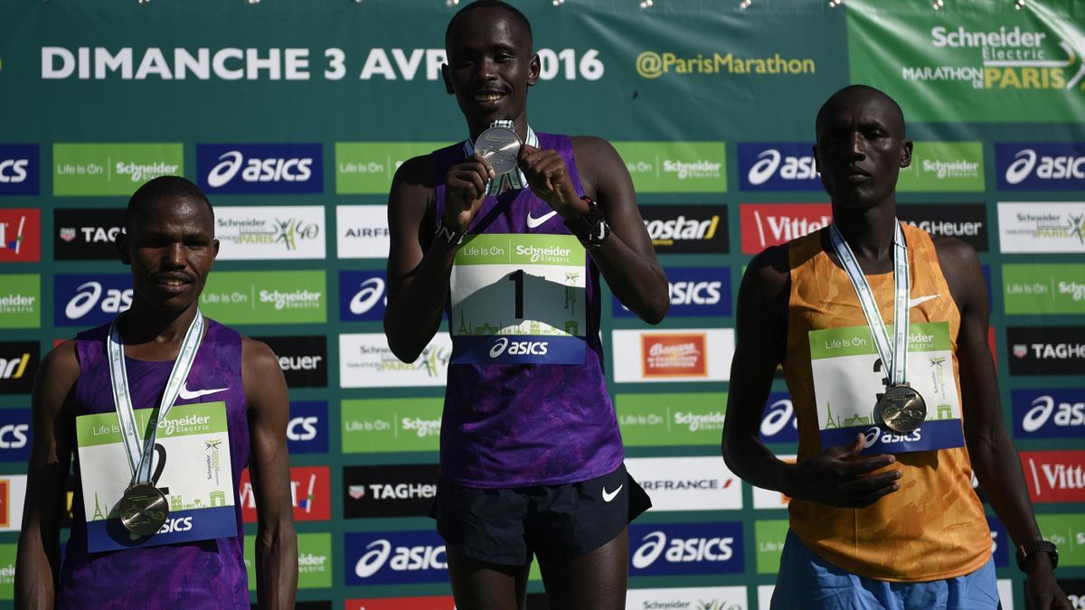 Combien Gagne Le Vainqueur Du Marathon De Paris Marathon de Paris : 50 000 euros pour le vainqueur - Eurosport