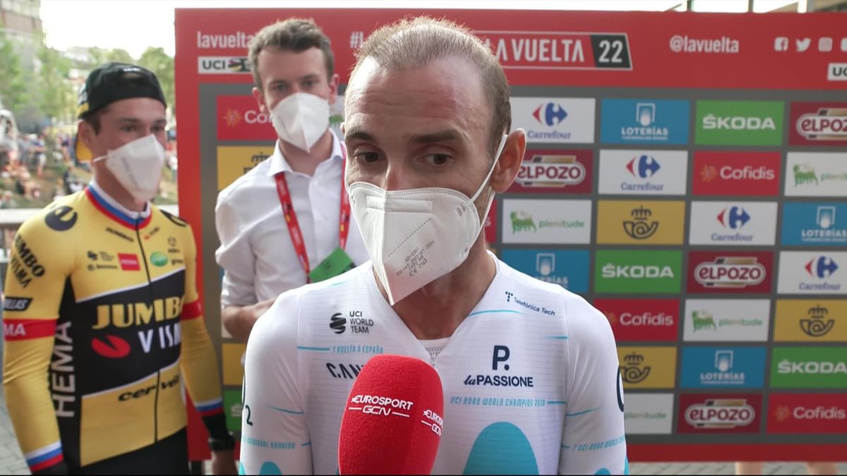 Valverde wordt geinterviewd voor de start van de eerste etappe