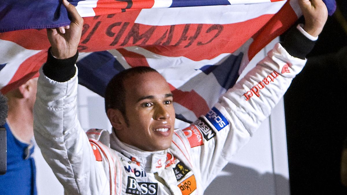 Lewis Hamilton, champion du monde 2008 au Brésil après un GP complètement fou