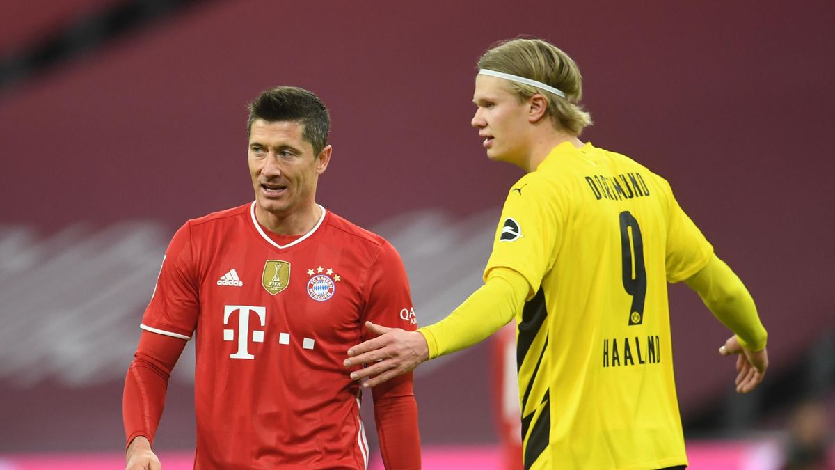 Robert Lewandowski (l.) vom FC Bayern München mit Erling Haaland von Borussia Dortmund