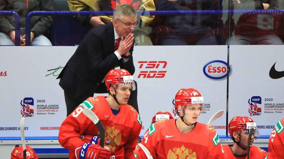 Glavnyj Trener Sbornoj Rossii Igor Larionov Obyasnil Proval Na Mchm Eurosport
