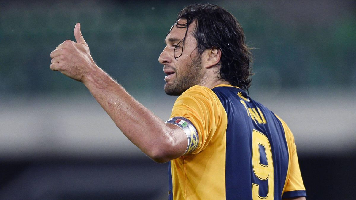 Former Italy forward Luca Toni announces retirement after 22 years as a