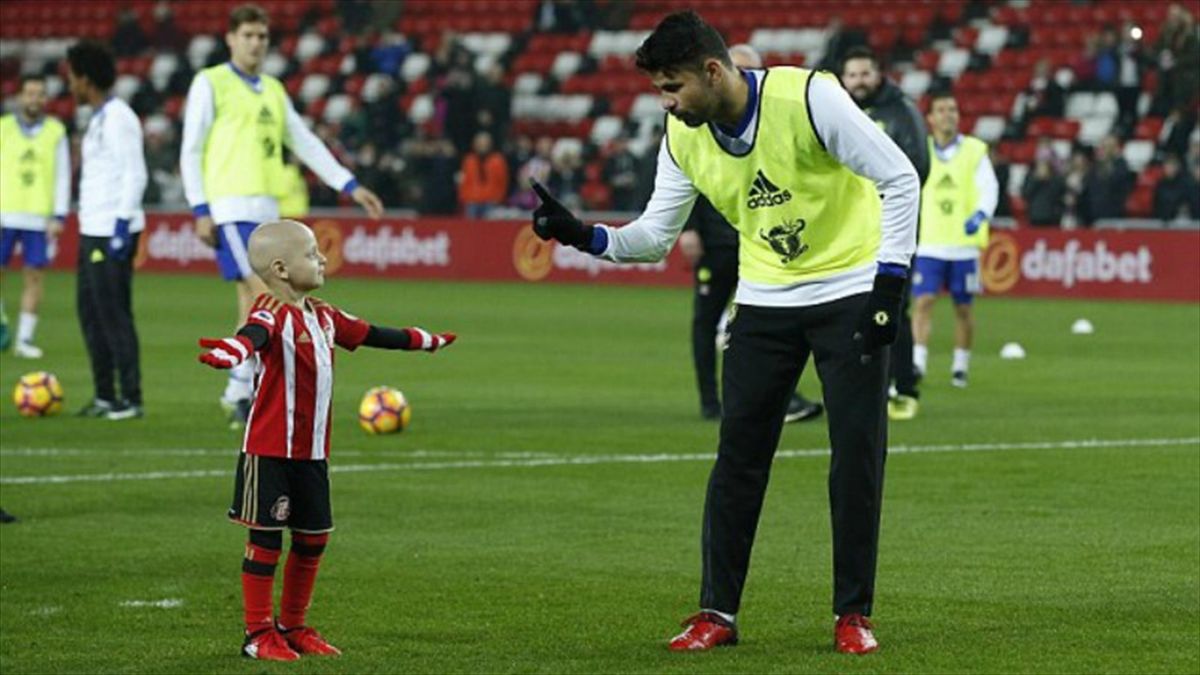 bolnoj rakom malchik zabivshij