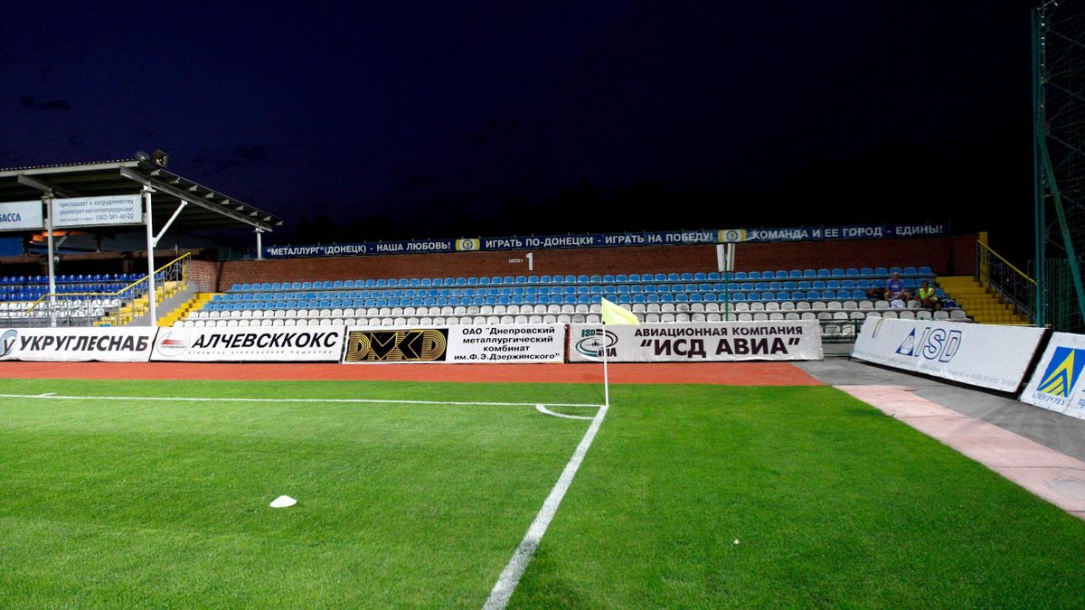 sbornaya dnr razgromila lnr v svoem