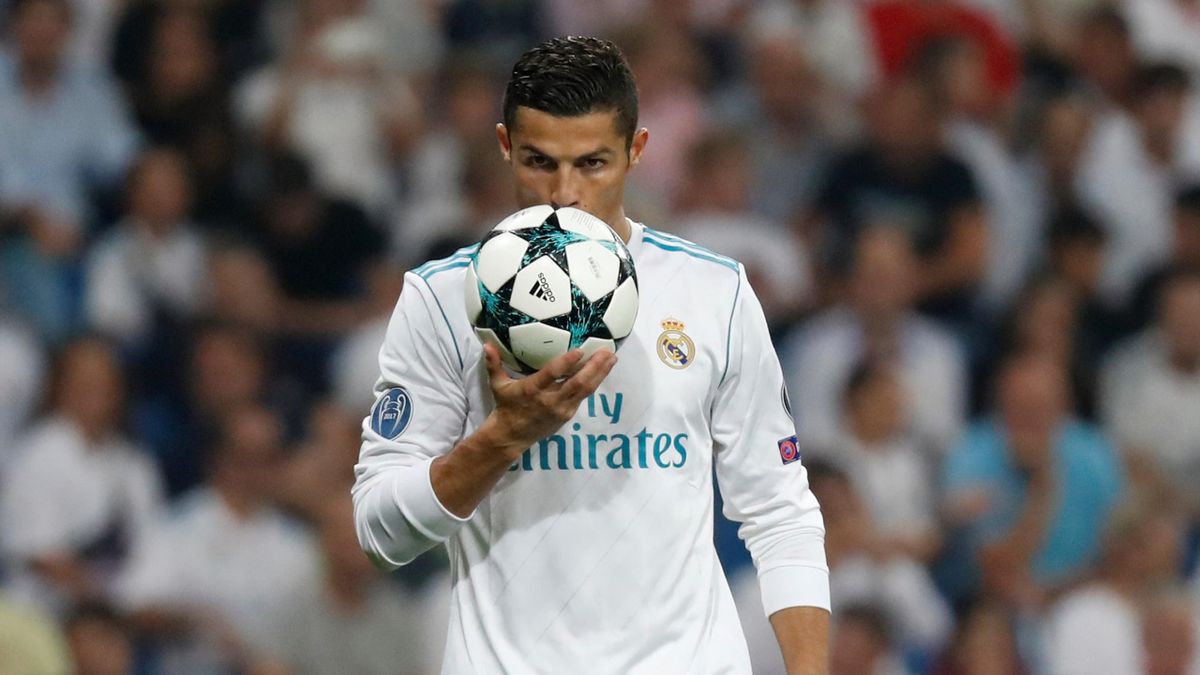 Zinedine Zidane Real Madrid Forward Cristiano Ronaldo Is Best In The World Eurosport