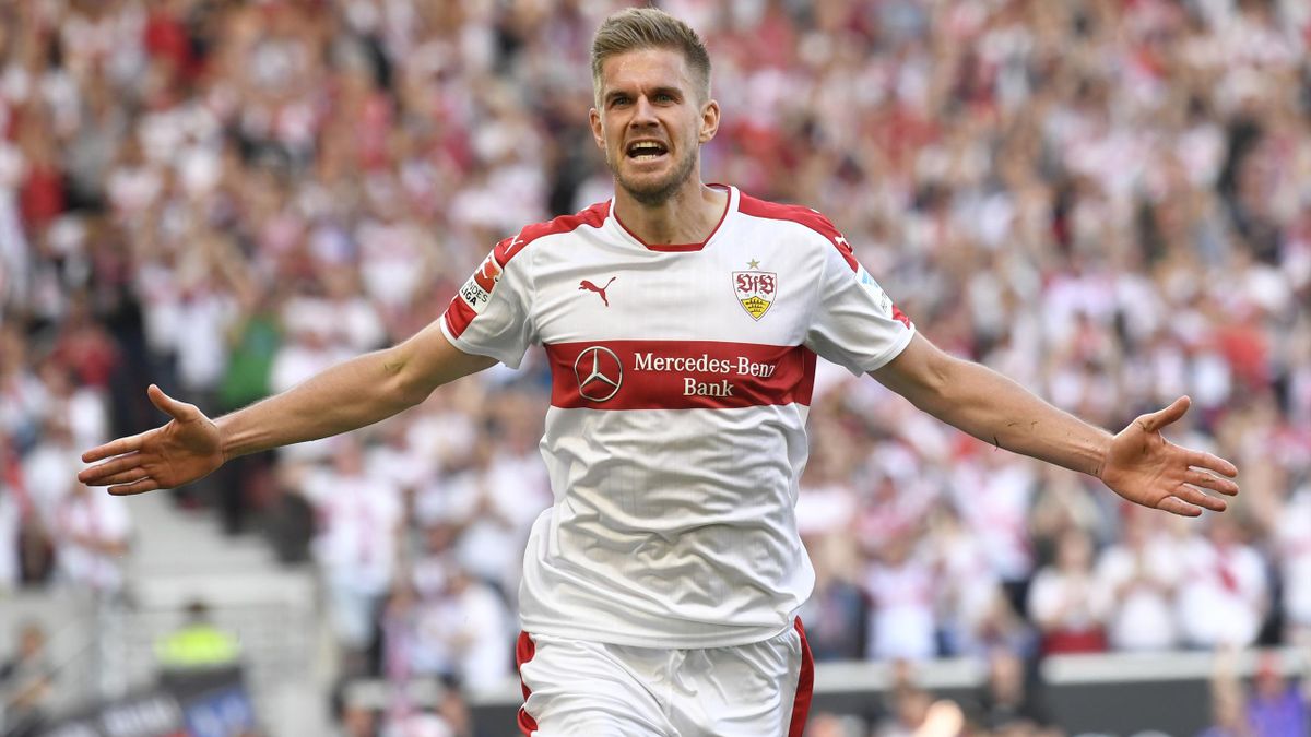 1 Fc Koln Holt Simon Terodde Aus Stuttgart Eurosport