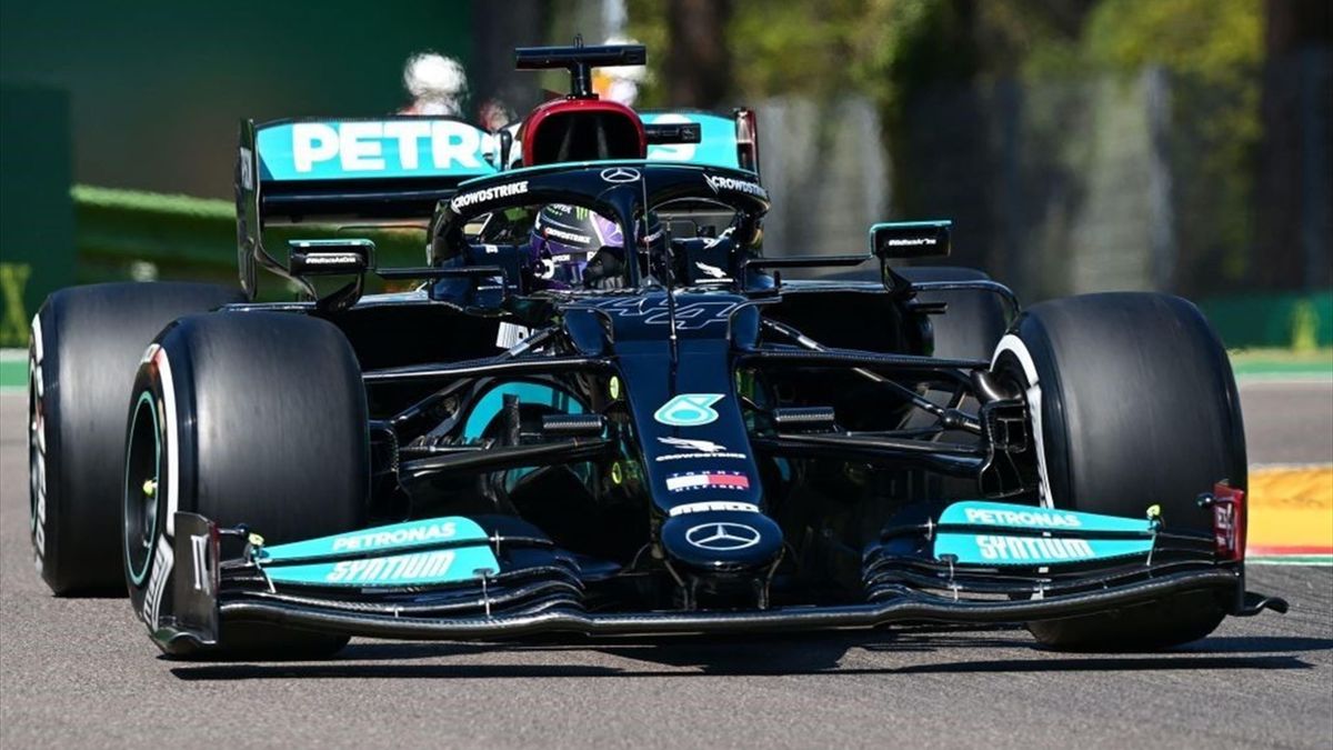 Lewis Hamilton (Mercedes) in Imola