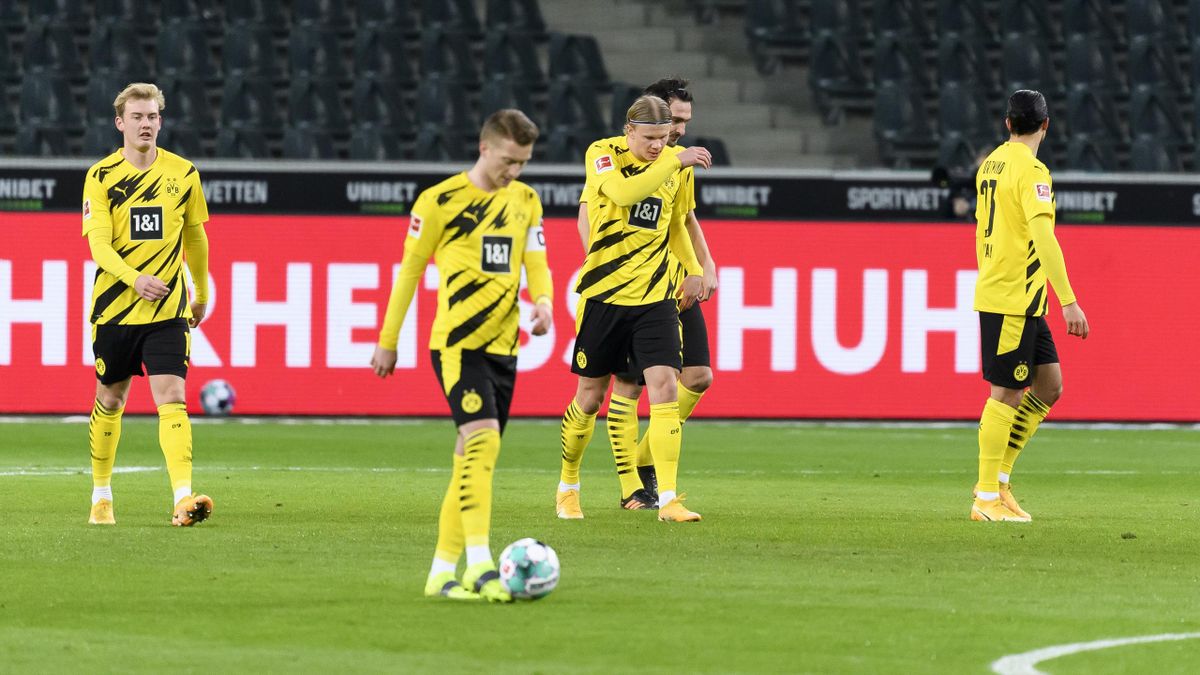 BVB-Spieler Julian Brandt (l.), Marco Reus (v.), Erling Haaland und Mats Hummels