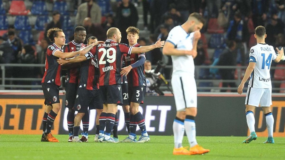 I giocatori del Bologna esultano durante Bologna-Inter - Serie A 2021-22