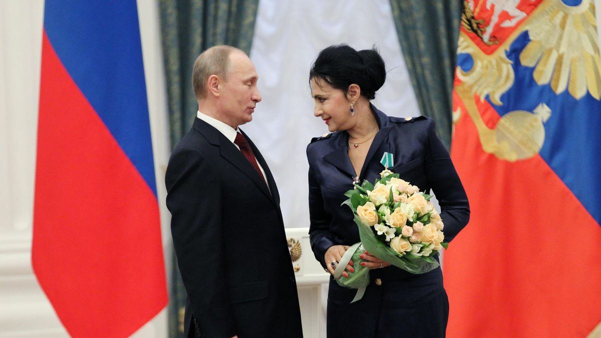 Irina Viner Usmanova O Prezidente Rossii Vladimire Putine Macho Lyubimec Vseh Zhenshin Vsego Mira Eurosport
