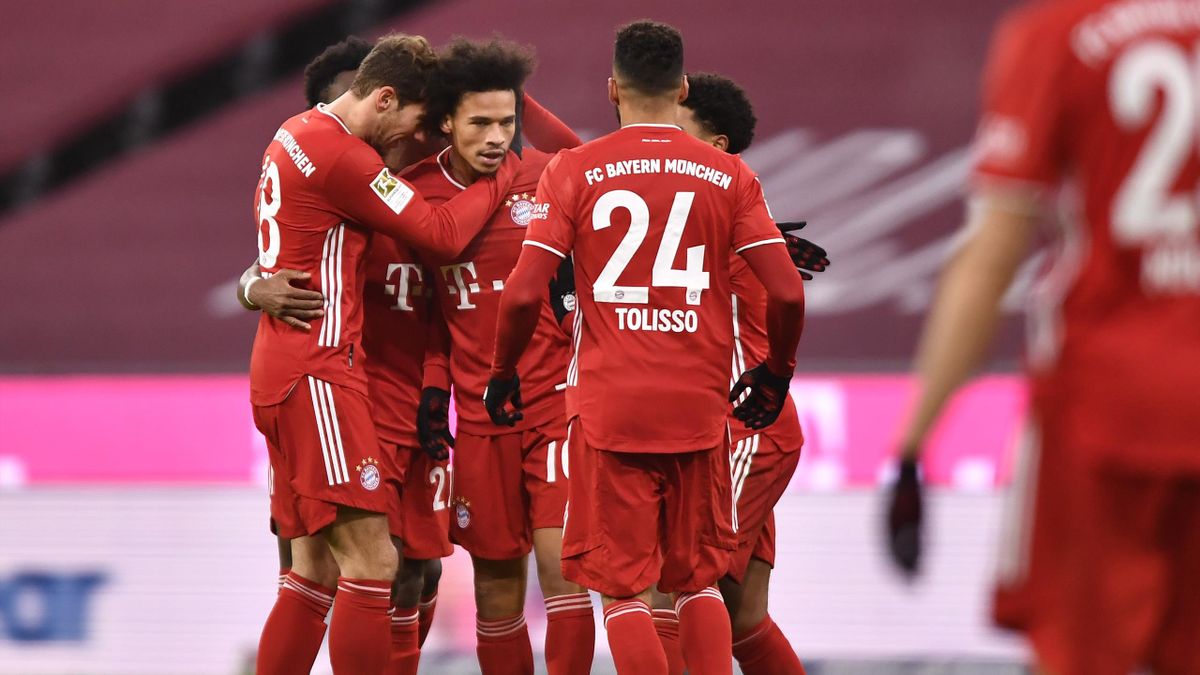 Sane esulta dopo il gol del 2-2 in Bayern-Magonza